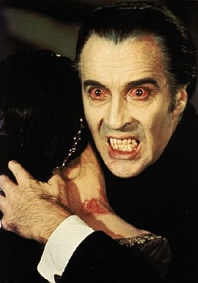 dracula christopher lee | tim-burton.net