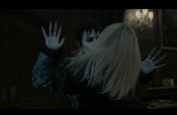 DarkShadows-Film-124
