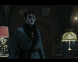 DarkShadows-Film-125