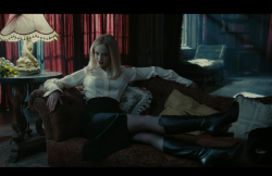 DarkShadows-Film-126