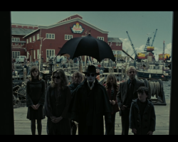 DarkShadows-Film-135
