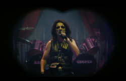 DarkShadows-Film-200