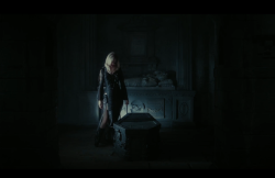 DarkShadows-Film-235