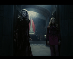 DarkShadows-Film-239