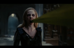 DarkShadows-Film-246