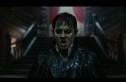 DarkShadows-Film-247