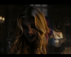 DarkShadows-Film-259