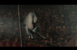 Dumbo-Film-240