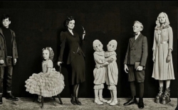 MissPeregrineetlesEnfantsParticuliers-Promotion-50