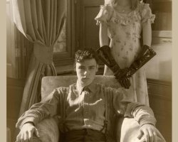 MissPeregrineetlesEnfantsParticuliers-Promotion-25